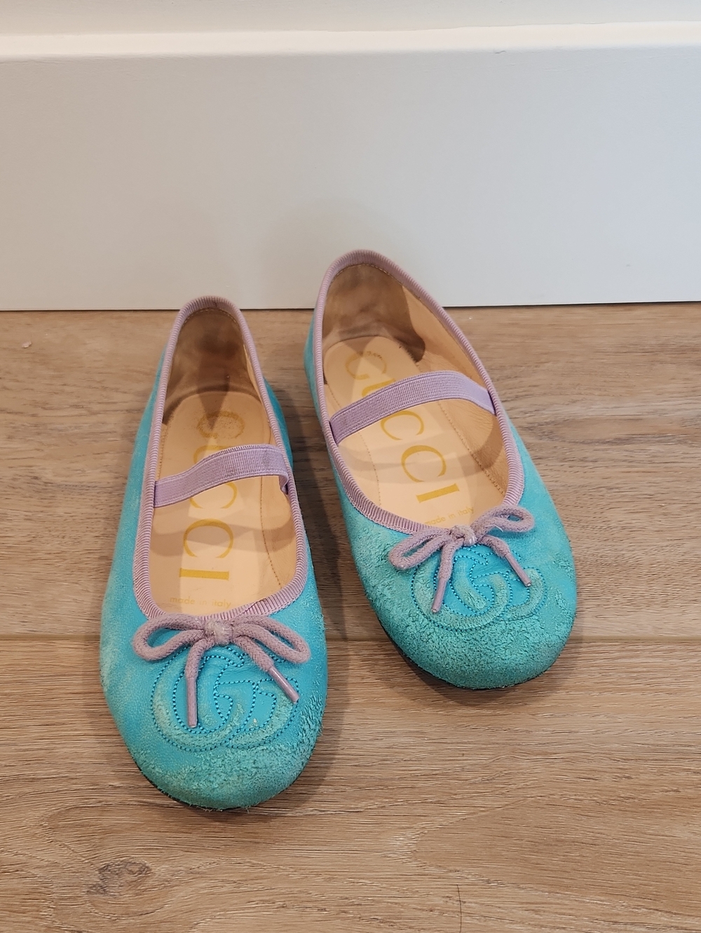 Gucci Girls' Turquoise Suede Ballet Flats with Pink Trim Size 30